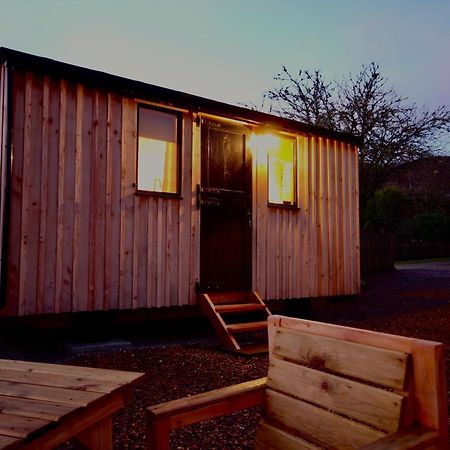 Per Ardua Shepherds Hut Fort William Exteriér fotografie