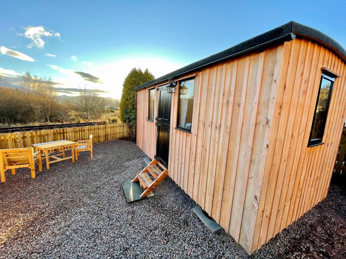 Per Ardua Shepherds Hut Fort William Exteriér fotografie