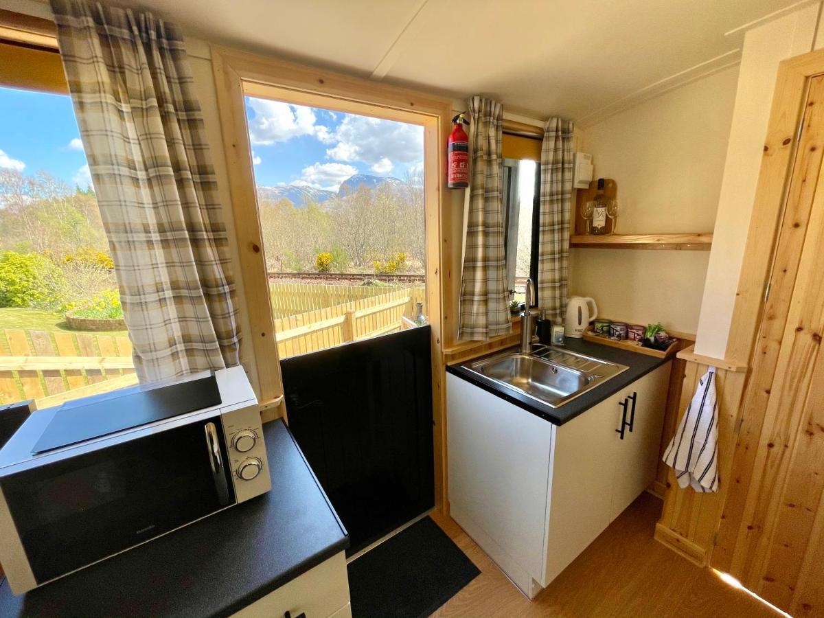 Per Ardua Shepherds Hut Fort William Exteriér fotografie